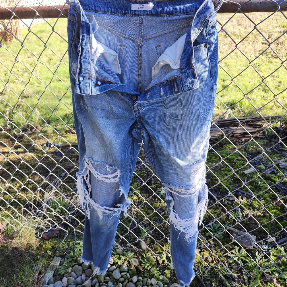Distressed Light Blue Denim Jeans